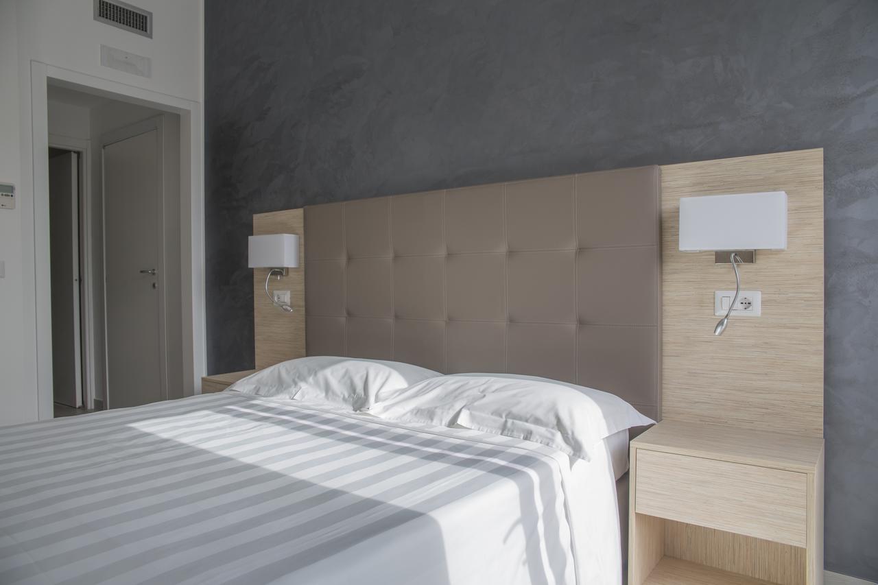 Rooms A Due Passi Dal Mare Porto Recanati Kültér fotó