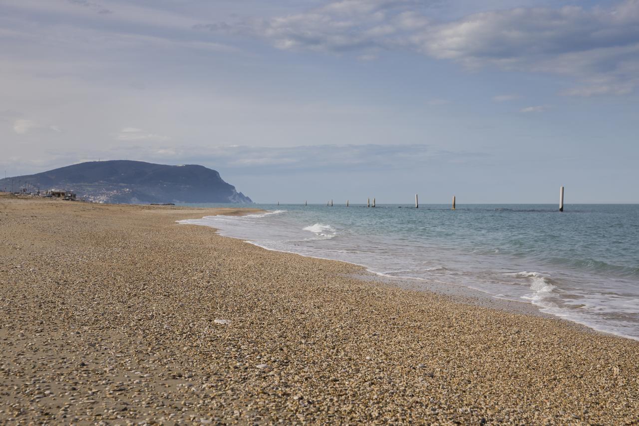 Rooms A Due Passi Dal Mare Porto Recanati Kültér fotó