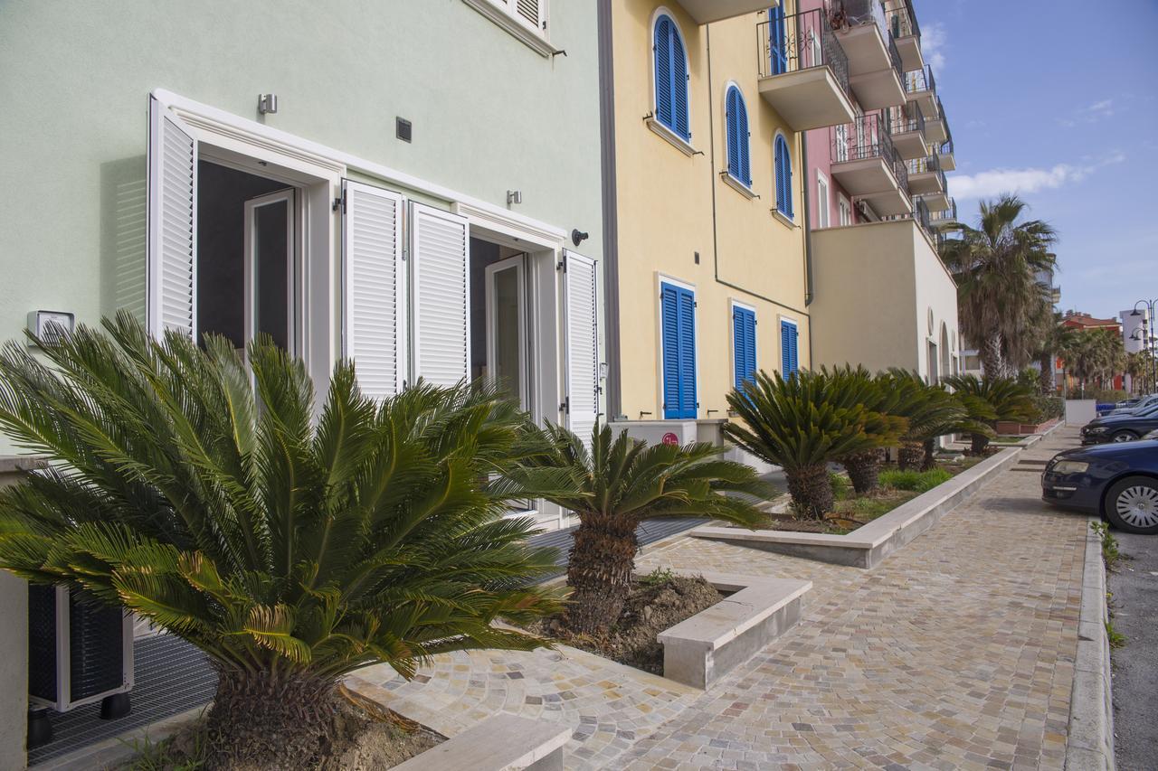 Rooms A Due Passi Dal Mare Porto Recanati Kültér fotó