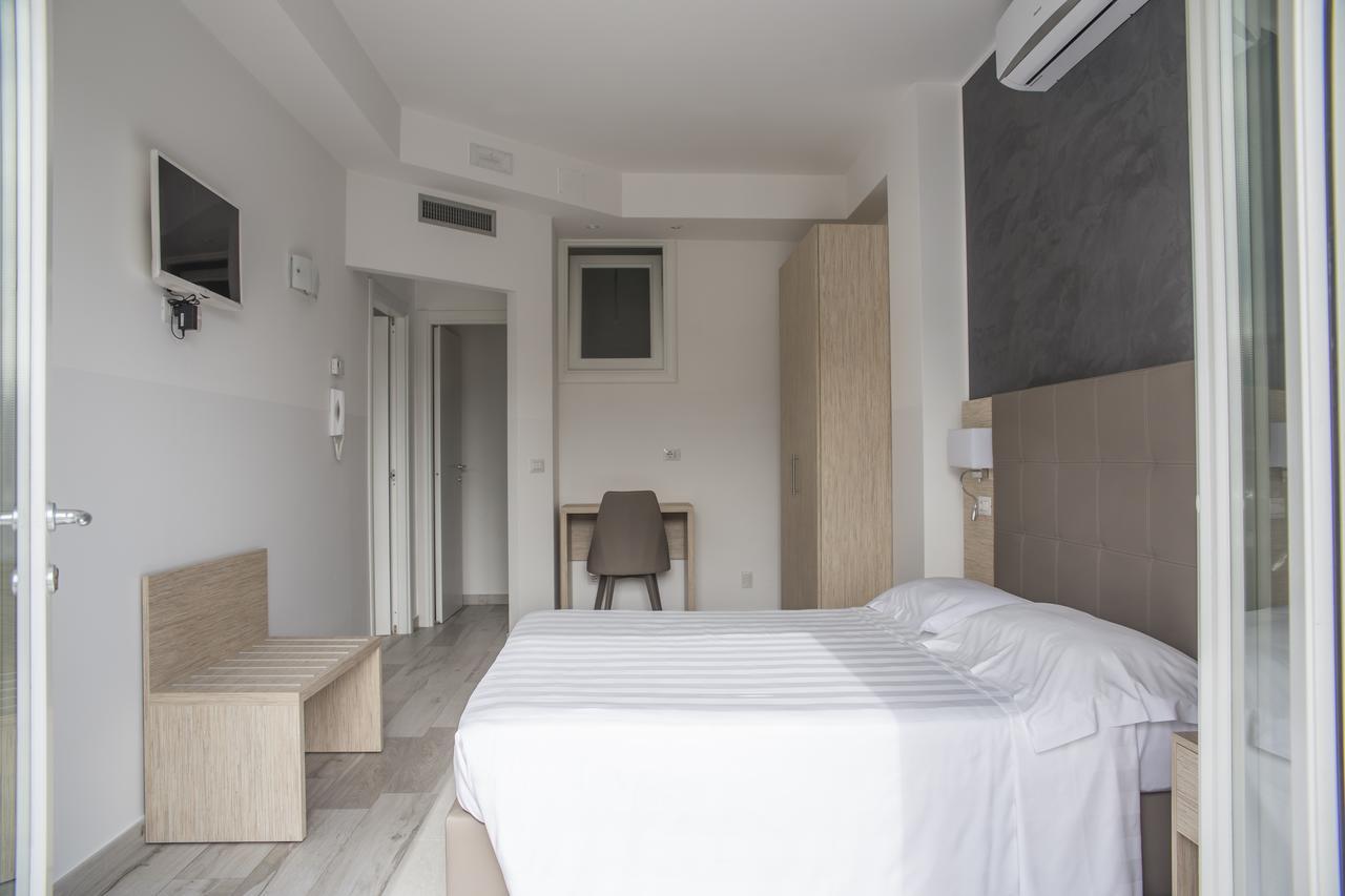 Rooms A Due Passi Dal Mare Porto Recanati Kültér fotó